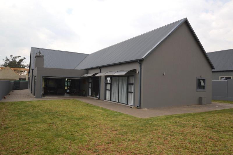 4 Bedroom Property for Sale in Heron Banks Golf Estate Free State